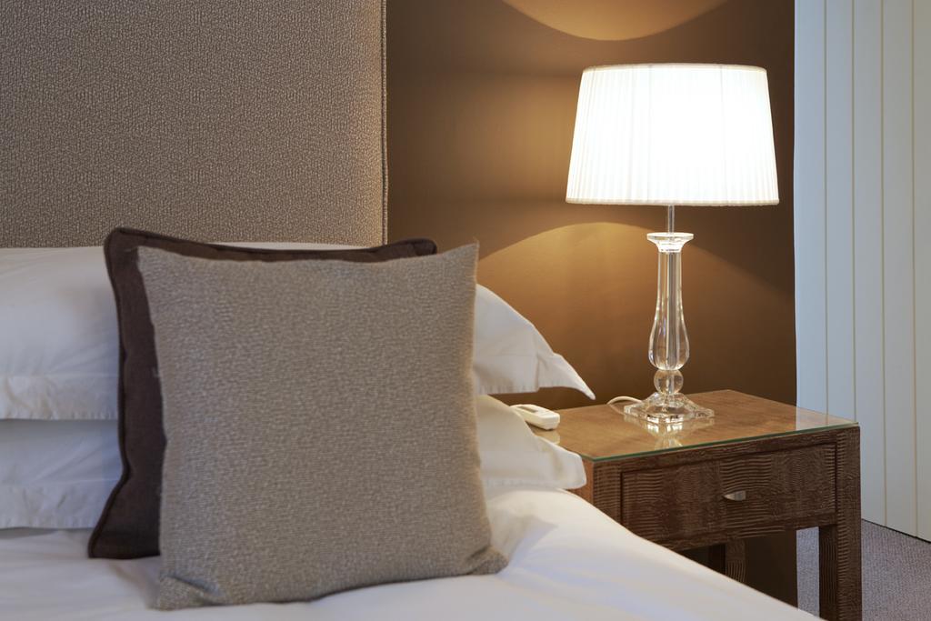 Marine Square Luxury Suites Hermanus Exterior foto